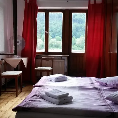 Hotel Rheinecker Hof