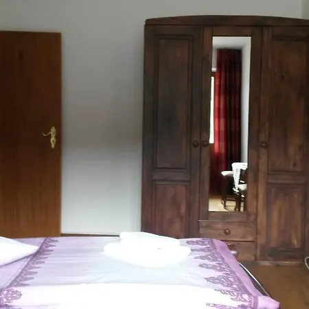 Rheinecker Hof Hotel 2*